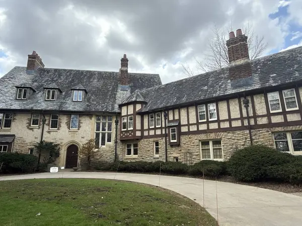 Rochester MN - 23 Nisan 2025 'te Rochester, Minnesota' daki Plummer House.