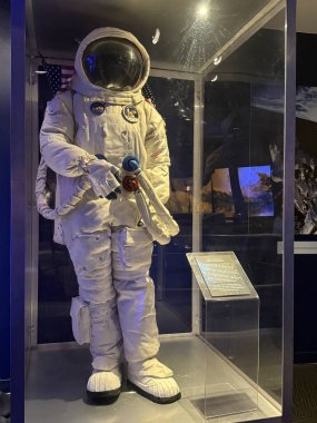 JACKSONVILLE, FL - 22 Şubat 2025 'te Jacksonville, Florida' da bulunan MOSH (Bilim ve Tarih Müzesi) Uzay Bilimleri Galerisi.