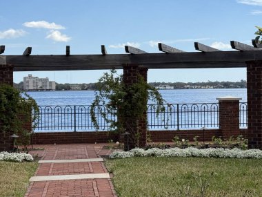 JACKSONVILLE, FL - 23 Şubat 2025 'te Jacksonville, Florida' daki Cummer Sanat ve Bahçeler Müzesi 'nde görüldü..