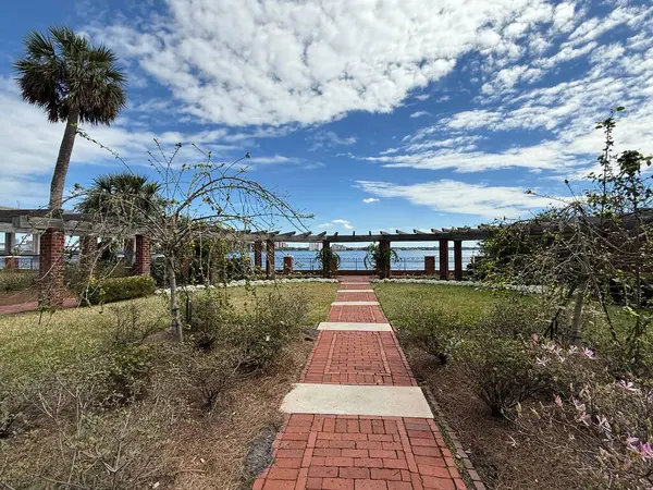 JACKSONVILLE, FL - 23 Şubat 2025 'te Jacksonville, Florida' daki Cummer Sanat ve Bahçeler Müzesi 'nde görüldü..