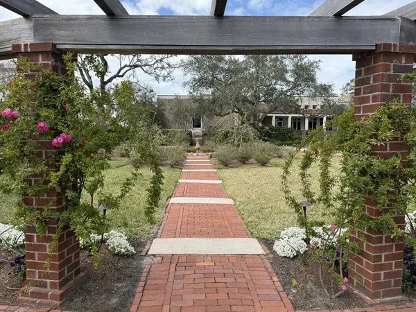 JACKSONVILLE, FL - 23 Şubat 2025 'te Jacksonville, Florida' daki Cummer Sanat ve Bahçeler Müzesi 'nde görüldü..