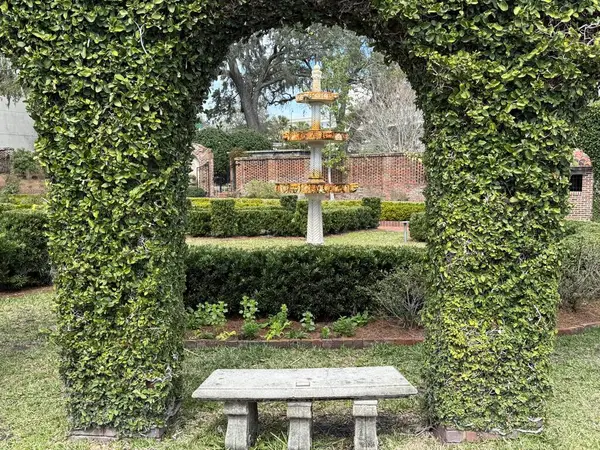 JACKSONVILLE, FL - 23 Şubat 2025 'te Jacksonville, Florida' daki Cummer Sanat ve Bahçeler Müzesi 'nde görüldü..