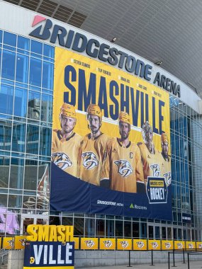NASHVILLE, TN - 28 Şubat 2025 'te Nashville, Tennessee' deki Bridgestone Arena.