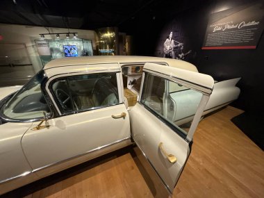 NASHVILLE, TN - 28 Şubat 2025 'te Nashville, Tennessee' deki Country Music Hall of Fame ve Museum 'da sergi.