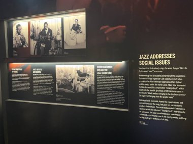 NASHVILLE, TN - 28 Şubat 2025 'te Nashville, Tennessee' deki Ulusal Afro-Amerikan Müzesi 'nde bir Aşk Yüksek Sergisi.