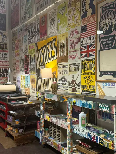 NASHVILLE, TN - 28 Şubat 2025 'te Nashville, Tennessee' de görülen Hatch Show.