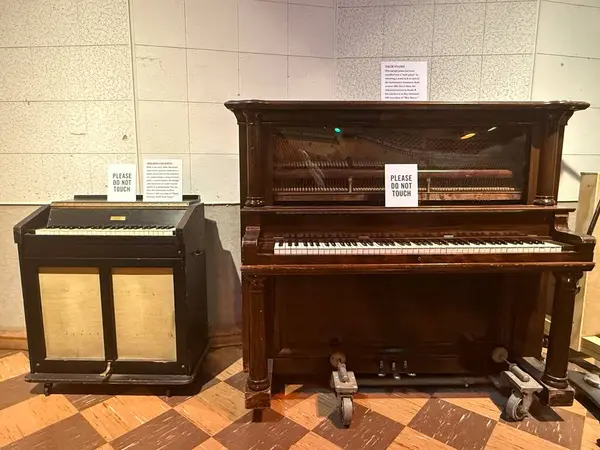 NASHVILLE, TN - 28 Şubat 2025 'te Nashville, Tennessee' deki Tarihi RCA Stüdyosu B.