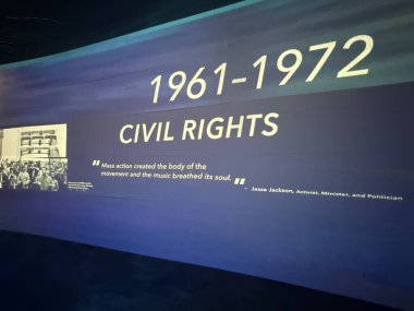 NASHVILLE, TN - 28 Şubat 2025 'te Nashville, Tennessee' deki Ulusal Afrika Amerikan Müzesi 'nde Rivers of Rhythm sergisi.