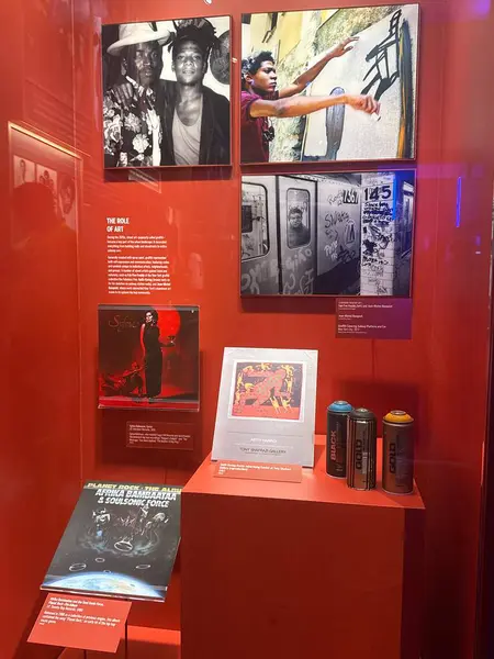 NASHVILLE, TN - 28 Şubat 2025 'te Nashville, Tennessee' deki Ulusal Afro-Amerikan Müzik Müzesi 'nde görülen Mesaj Sergisi.