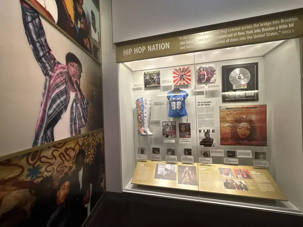 NASHVILLE, TN - 28 Şubat 2025 'te Nashville, Tennessee' deki Ulusal Afro-Amerikan Müzik Müzesi 'nde görülen Mesaj Sergisi.