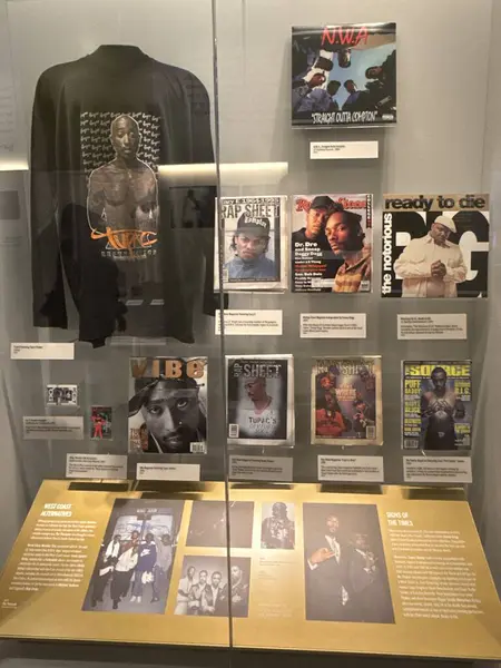 NASHVILLE, TN - 28 Şubat 2025 'te Nashville, Tennessee' deki Ulusal Afro-Amerikan Müzik Müzesi 'nde görülen Mesaj Sergisi.