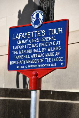 NASHVILLE, TN - 3 Mart 2025 'te Nashville, Tennessee' de görülen Lafayettes Tour tarihi işareti.