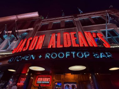 3 Mart 2025 'te Nashville, Tennessee' deki Jason Aldean 'ın Mutfağı + Çatı Üstü Bar.