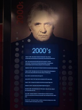 3 Mart 2025 'te Nashville, Tennessee' deki Johnny Cash Müzesi 'nde sergi açıldı..