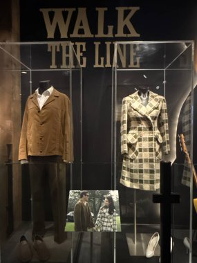 3 Mart 2025 'te Nashville, Tennessee' deki Johnny Cash Müzesi 'nde sergi açıldı..