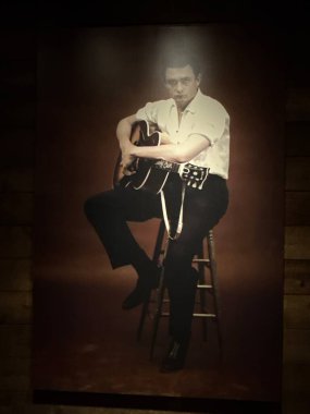 3 Mart 2025 'te Nashville, Tennessee' deki Johnny Cash Müzesi 'nde sergi açıldı..