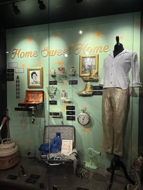 NASHVILLE, TN - MAR 2: 2 Mart 2025 'te Nashville, Tennessee' deki Patsy Cline Müzesinde sergi.