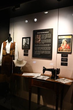 NASHVILLE, TN - MAR 2: 2 Mart 2025 'te Nashville, Tennessee' deki Patsy Cline Müzesinde sergi.