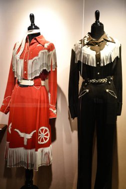 NASHVILLE, TN - MAR 2: 2 Mart 2025 'te Nashville, Tennessee' deki Patsy Cline Müzesinde sergi.