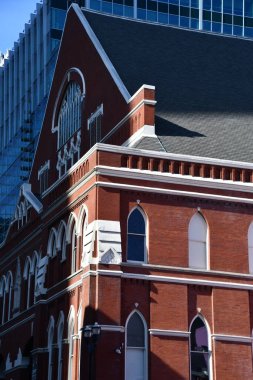 2 Mart 2025 'te Nashville, Tennessee' deki Ryman Oditoryumu.