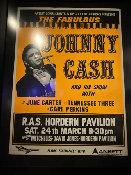 3 Mart 2025 'te Nashville, Tennessee' deki Johnny Cash Müzesi 'nde sergi açıldı..