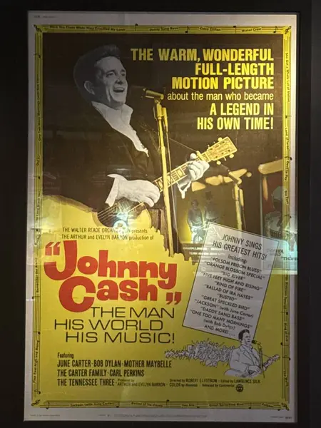 3 Mart 2025 'te Nashville, Tennessee' deki Johnny Cash Müzesi 'nde sergi açıldı..