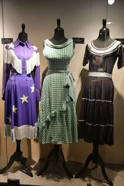 NASHVILLE, TN - MAR 2: 2 Mart 2025 'te Nashville, Tennessee' deki Patsy Cline Müzesinde sergi.