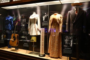 NASHVILLE, TN - MAR 2: 2 Mart 2025 'te Nashville, Tennessee Ryman Oditoryumu' nda görüldüğü gibi.