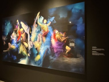 The Muses by Christy Lee Rogers 'ın The Parthenon, Tennessee' deki sergisi, 2 Mart 2025 'te görüldü..