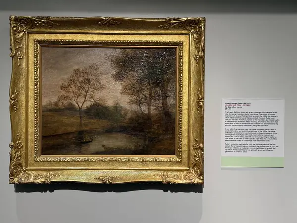 2 Mart 2025 'te Nashville, Tennessee' deki The Parthenon 'da Cowan Amerikan Sanat Koleksiyonu sergisi.