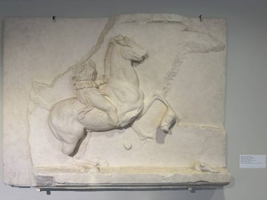 FAIRFIELD CT - 15 Mart 2025 'te Fairfield, Connecticut' taki Fairfield Üniversitesi 'ndeki Sanat Müzesi' nde sergi.