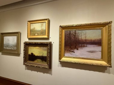 FAIRFIELD CT - 15 Mart 2025 'te Fairfield, Connecticut' taki Fairfield Üniversitesi 'ndeki Sanat Müzesi' nde sergi.