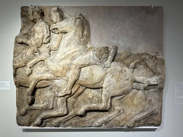 FAIRFIELD CT - 15 Mart 2025 'te Fairfield, Connecticut' taki Fairfield Üniversitesi 'ndeki Sanat Müzesi' nde sergi.