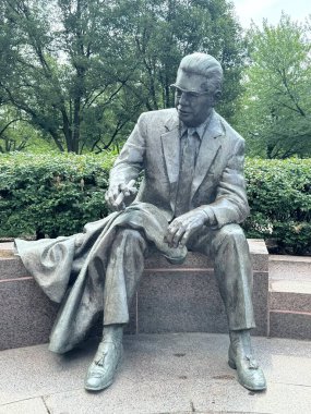 30 Haziran 2023 'te Pittsburgh, Pennsylvania' daki Heinz Field 'ın dışında Art Rooney Heykeli görüldü..