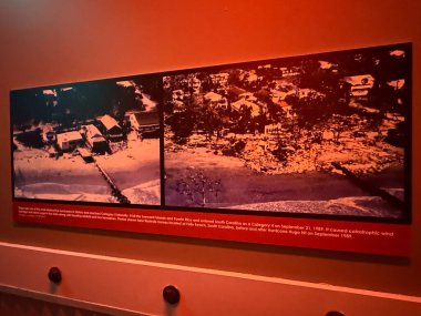 MYRTLE BEACH, SC - 18 Nisan 2025 'te Güney Carolina, Myrtle Beach' teki Broadway 'deki WonderWorks' te sergi.