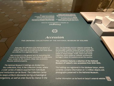 REYKJAVIK, ICELAND - 23 Temmuz 2025 'te İzlanda Ulusal Müzesi' nde sergi.