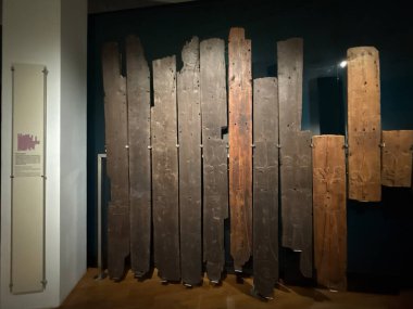 REYKJAVIK, ICELAND - 23 Temmuz 2025 'te İzlanda Ulusal Müzesi' nde sergi.