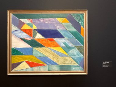 REYKJAVIK, ICELAND - 23 Temmuz 2025 'te Reykjavik Sanat Müzesi Kjarvalsstadir' de Kjarval 20. yüzyıl sergisi.