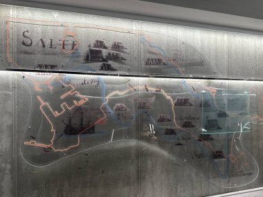 REYKJAVIK, ICELAND - 23 Temmuz 2025 'te İzlanda' daki Reykjavik Şehir Müzesinde (Yerleşim Sergisi) sergi.