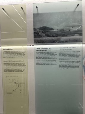 REYKJAVIK, ICELAND - 23 Temmuz 2025 'te İzlanda' daki Reykjavik Şehir Müzesinde (Yerleşim Sergisi) sergi.