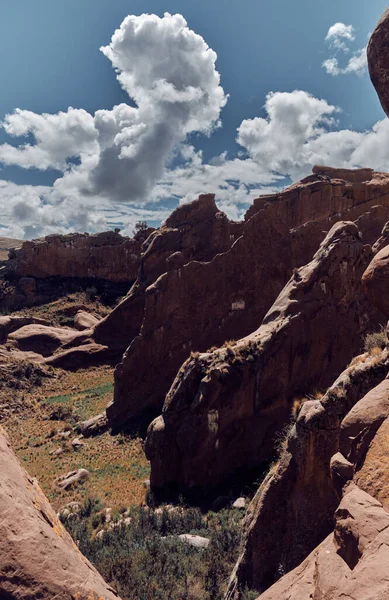 Stenen Bergen Bij Aramu Muru Landschap Peru Bij Het Titicacameer — Stockfoto