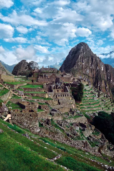 Machu Picchu Ünlü Bir Dönüm Noktası Peru Daki Dağ Manzarası — Stok fotoğraf