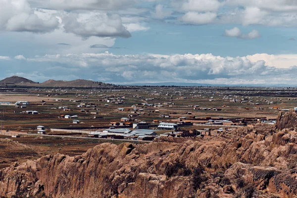 Landscape Village Valley Lake Titicaca Peru 로열티 프리 스톡 이미지