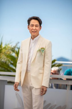 CANNES, FRANCE - 19 Mayıs 2022: Lee Jung-jae, Palais des Festivals 'te düzenlenen 75.
