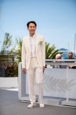 CANNES, FRANCE - 19 Mayıs 2022: Lee Jung-jae, Palais des Festivals 'te düzenlenen 75.