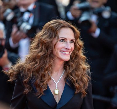 CANNES, FRANCE - 19 Mayıs 2022: Julia Roberts, Palais des Festivals 'te düzenlenen 75. Cannes Film Festivali sırasında 