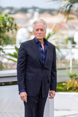 CANNES, FRANCE - 16 Mayıs 2023: Michael Douglas, Palais des Festivals 'te düzenlenen 76.