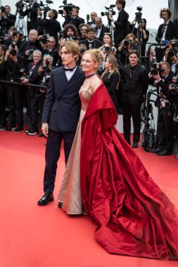 CANNES, FRANCE - 16 Mayıs 2023: Uma Thurman, Palais des Festivals 'te düzenlenen 76.