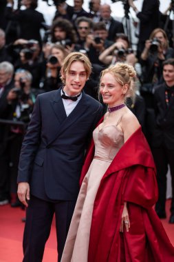 CANNES, FRANCE - 16 Mayıs 2023: Uma Thurman, Palais des Festivals 'te düzenlenen 76.