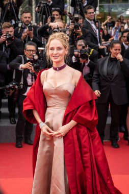 CANNES, FRANCE - 16 MAYIS 2023 Uma Thurman Aktris